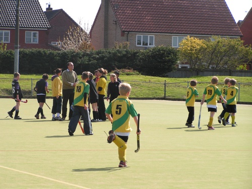 MINIS TOURNAMENT @ DEREHAM - 19TH APRIL 2009 - photo 4 (pictures\pict0149.jpg)